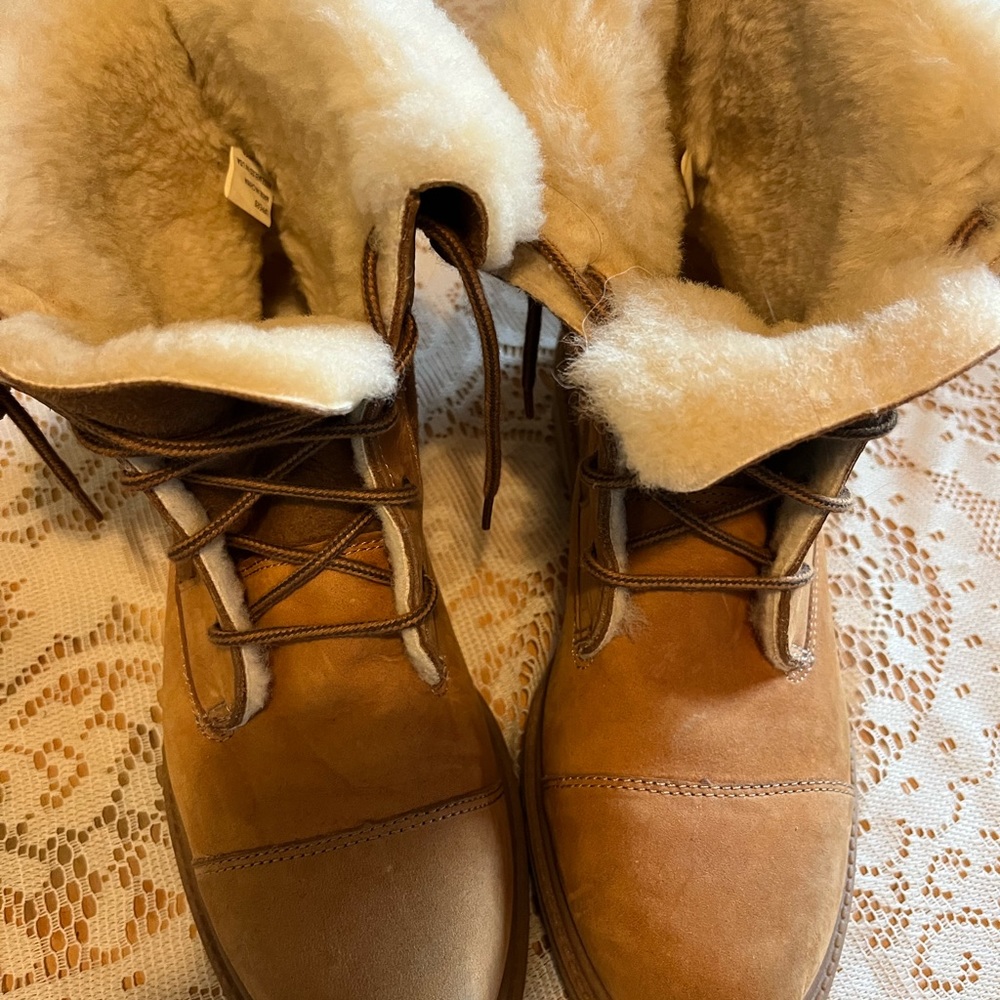 Ugg Boot - image 2